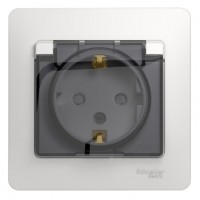 GLOSSA Розетка с заземлением со шторками с крышкой белая в сборе IP44