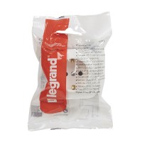 Розетка 2К+З с защитными шторками - 16 A - 250 В~ - Quteo IP 20 - Белый